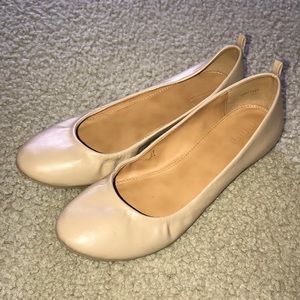 Nude flats 7.5